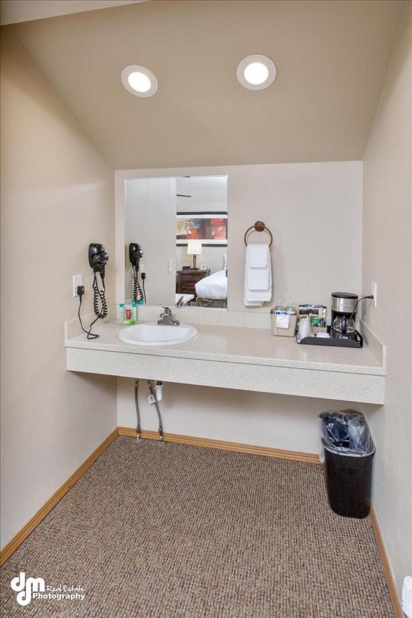 Kenai Airport Hotel Zewnętrze zdjęcie